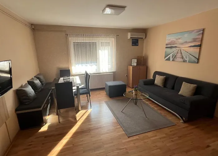 Charlie&blueberries 1